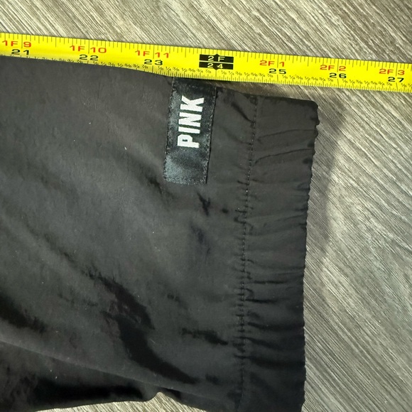 PINK Black Lightweight Zip Jacket w Hood NWT S/M Victoria Secret Windbreaker - Picture 5 of 8